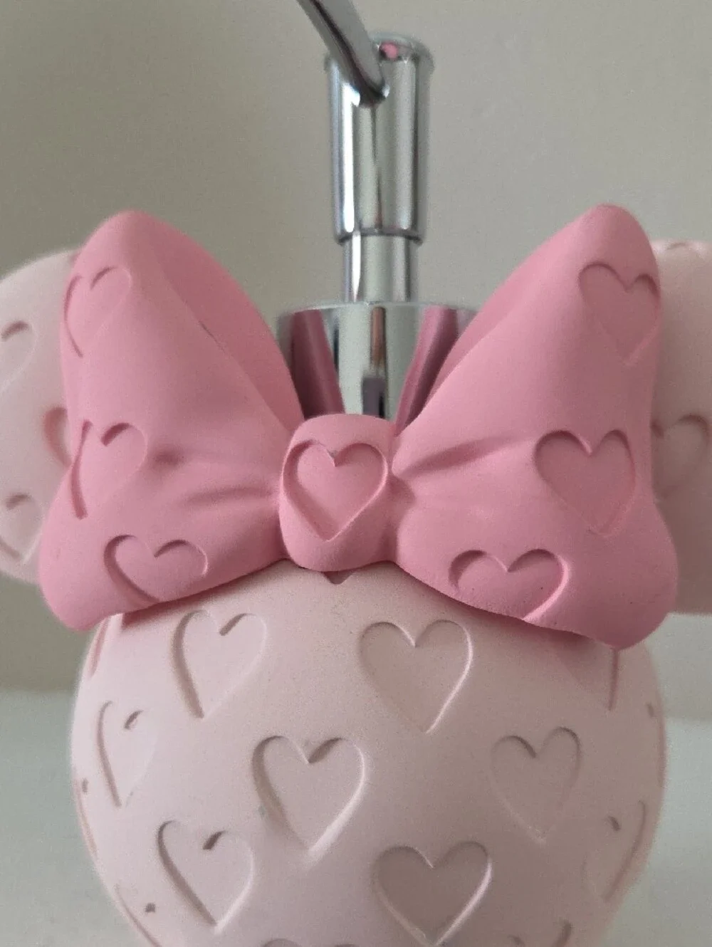Minnie-Style Heart Bow Soap Dispenser